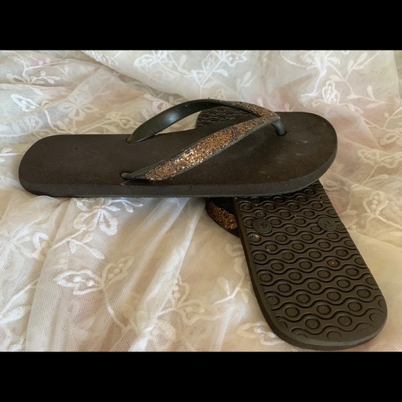 Reef Sparkle Flip Flops - Picture 3 of 4